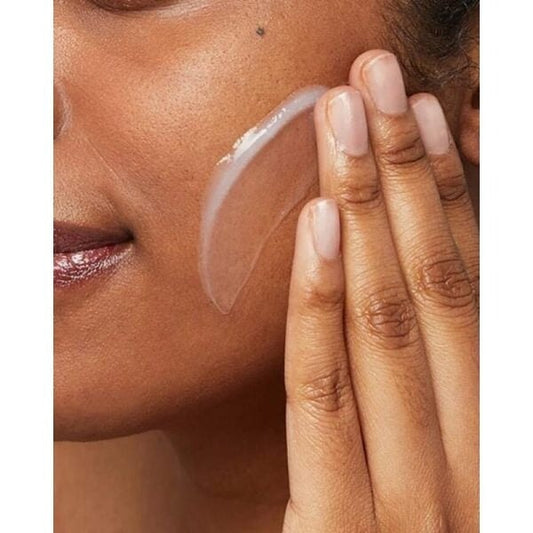 Cerave Hydrating Facial Cleanser – 236 ml bottle with a hydrating formula for dry and sensitive skin.