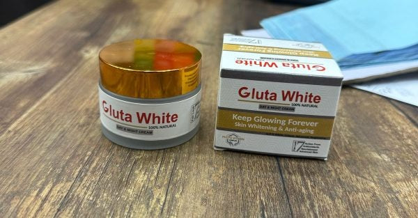 Gluta White Extreme Stronger Light Up Day & Night Cream – 50g
Skin Lightening & Anti-Aging Cream for Day & Night Use