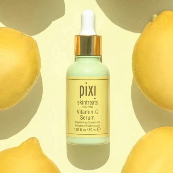 Pixi Vitamin C Serum – Brightening and Skin Tone-Enhancing Face Serum in a 30ml Bottle."