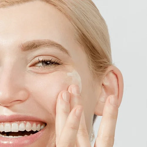 The Ordinary Granactive Retinoid 2% Emulsion, 30ml bottle, advanced anti-aging retinoid for smoother skin.